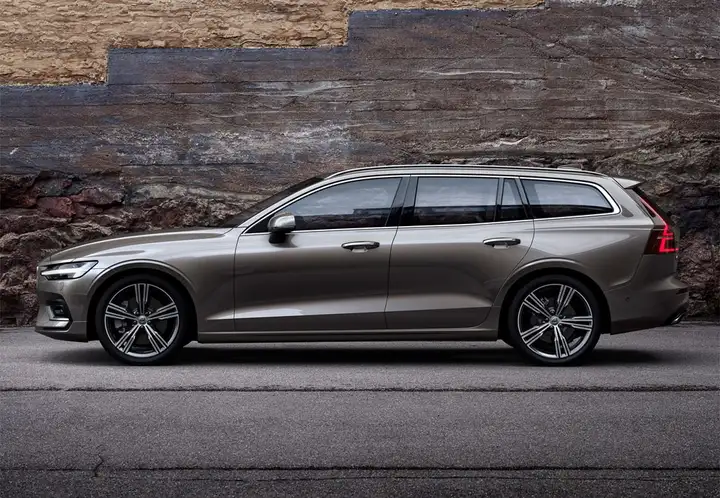 Volvo S60 D4 Momentum 2019, foto 7