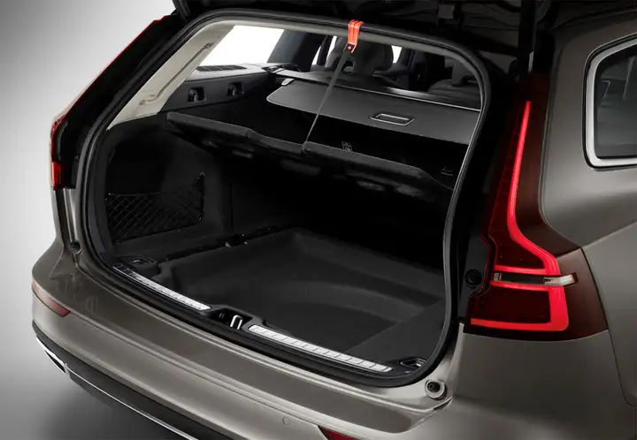 Volvo S60 D4 Momentum 2019, foto 19