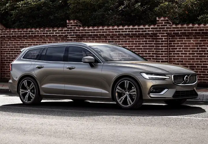 Volvo S60 D4 Momentum 2019, foto 8
