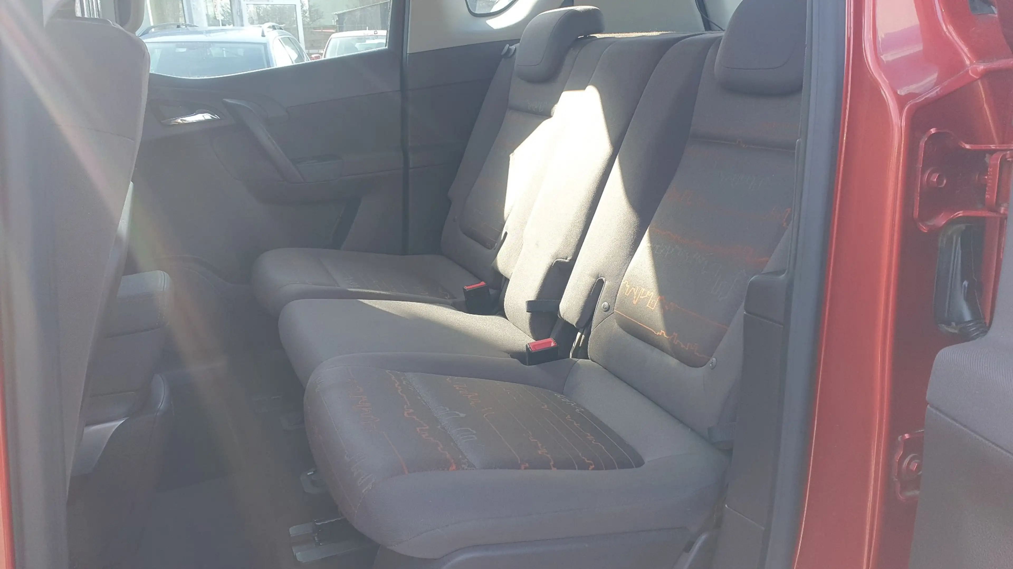 Opel Meriva Meriva 1.4 Color Edition Tüv neu — photo 13