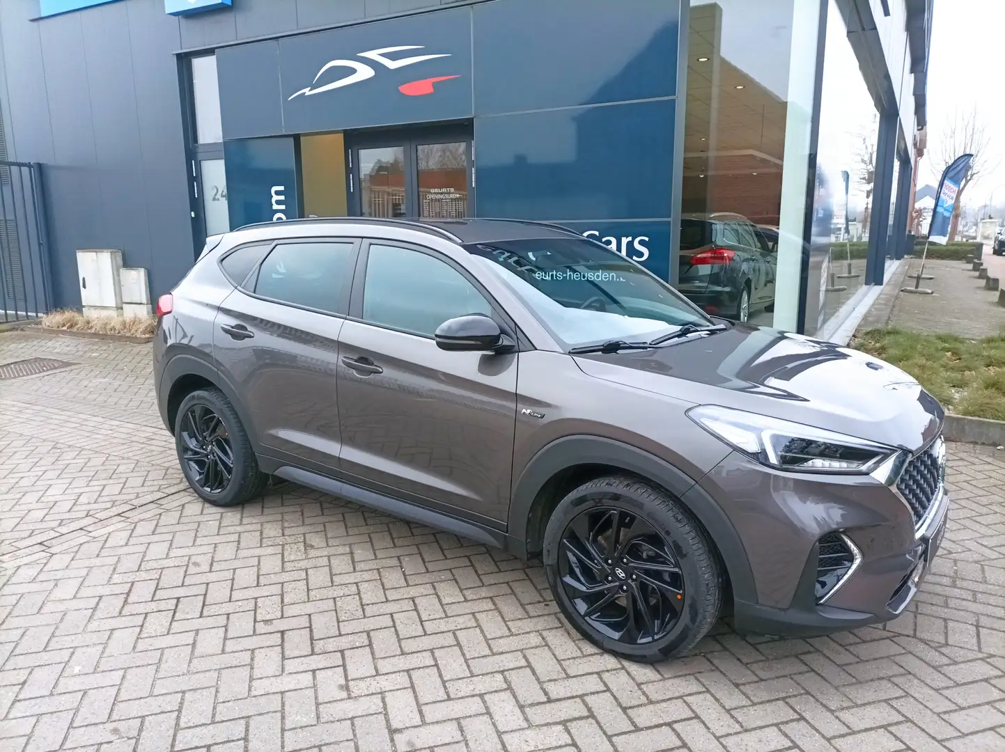 Hyundai TUCSON 1.6 T-GDi Feel N-Line DCT automaat Gris - 2