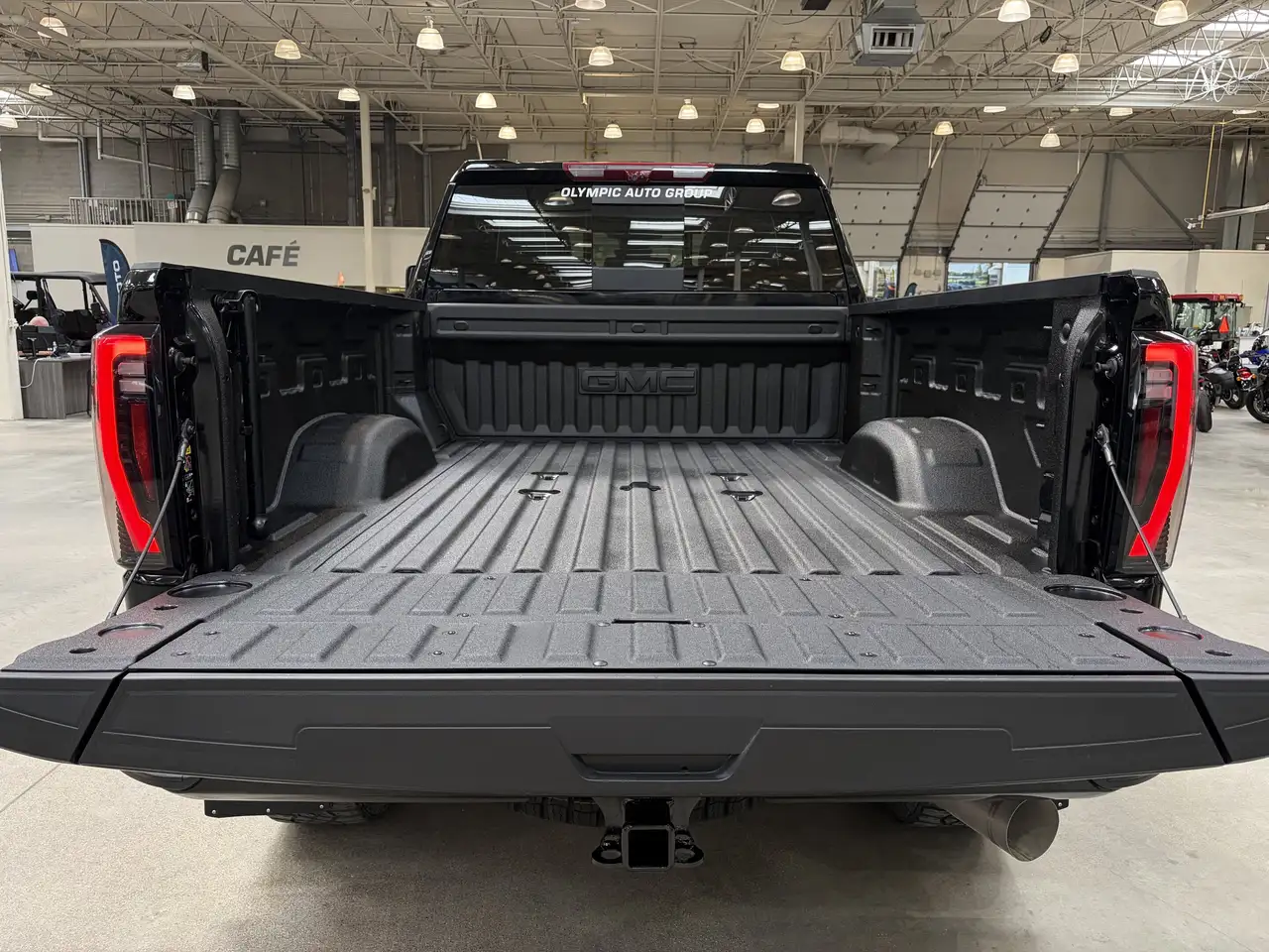 GMC Sierra 2500HD снимка GMC Sierra 2500HD