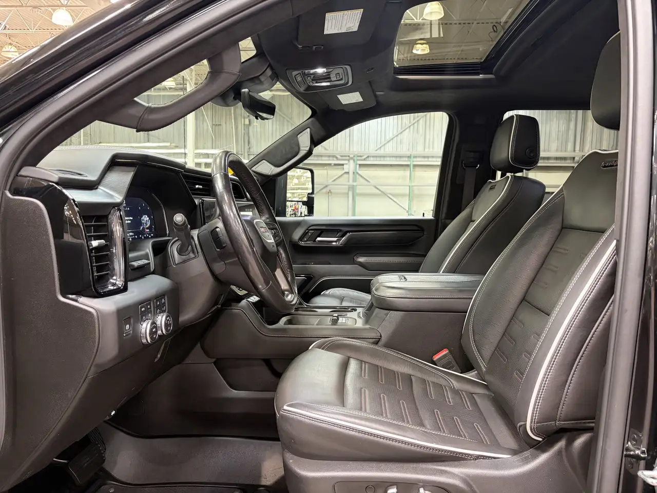 GMC Sierra 2500HD снимка GMC Sierra 2500HD