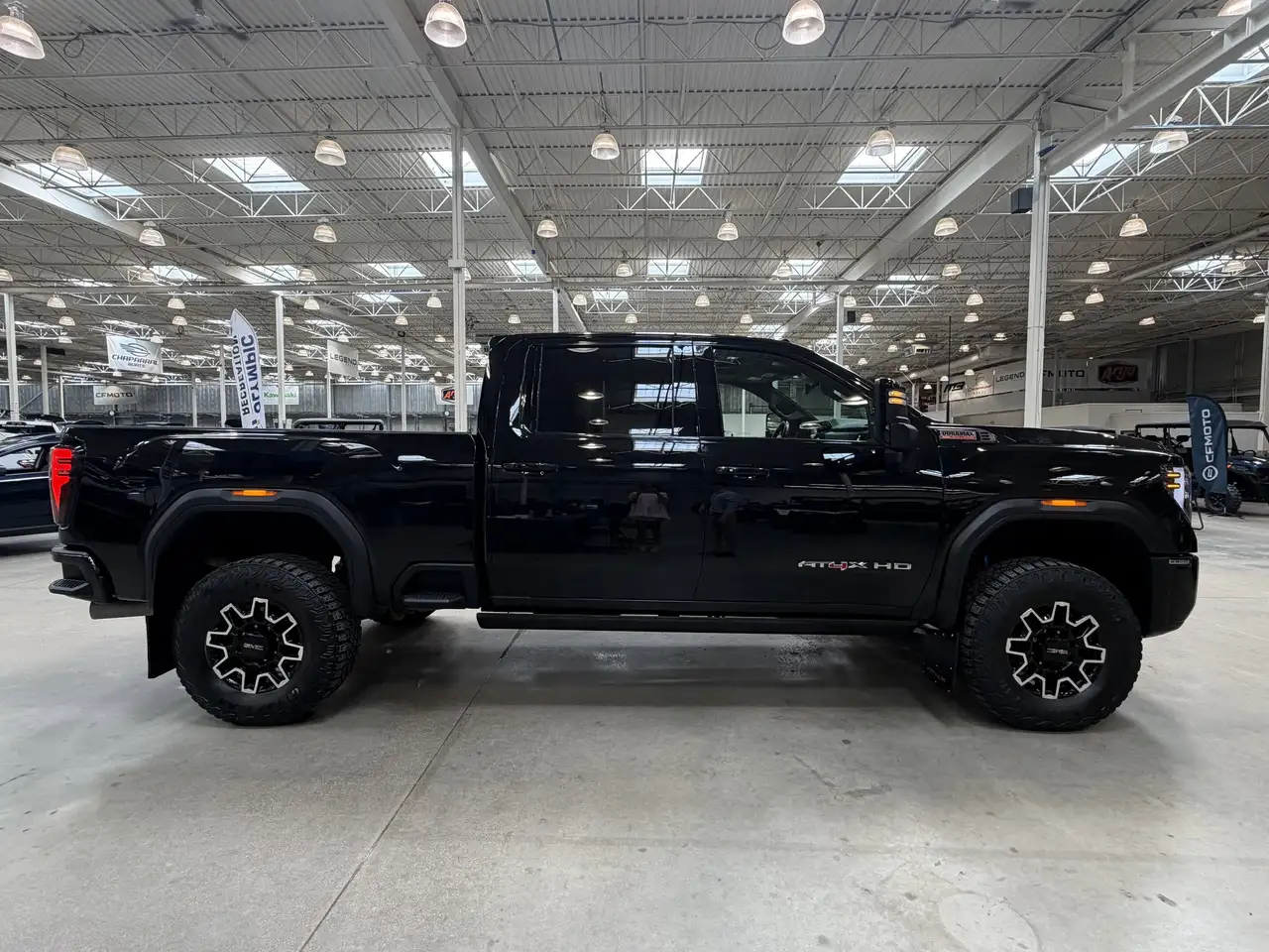GMC Sierra 2500HD снимка GMC Sierra 2500HD