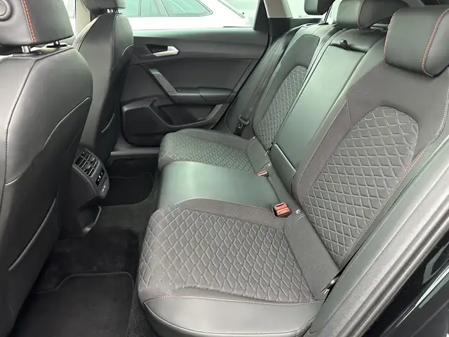 Seat Leon Leon view 9