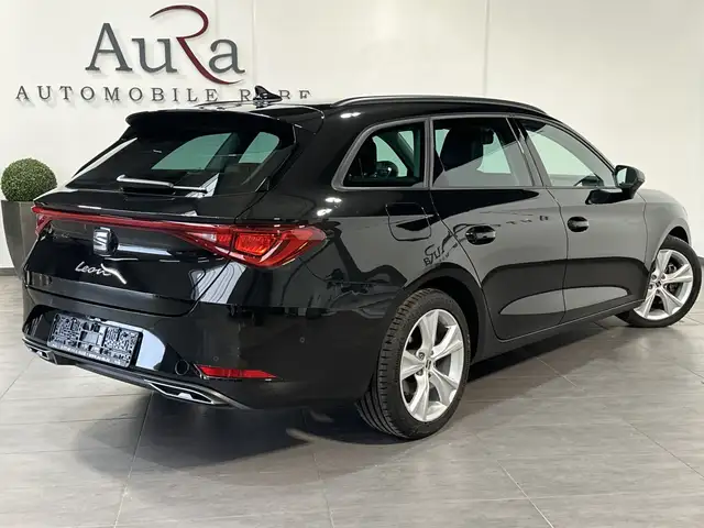 Seat Leon Leon view 4