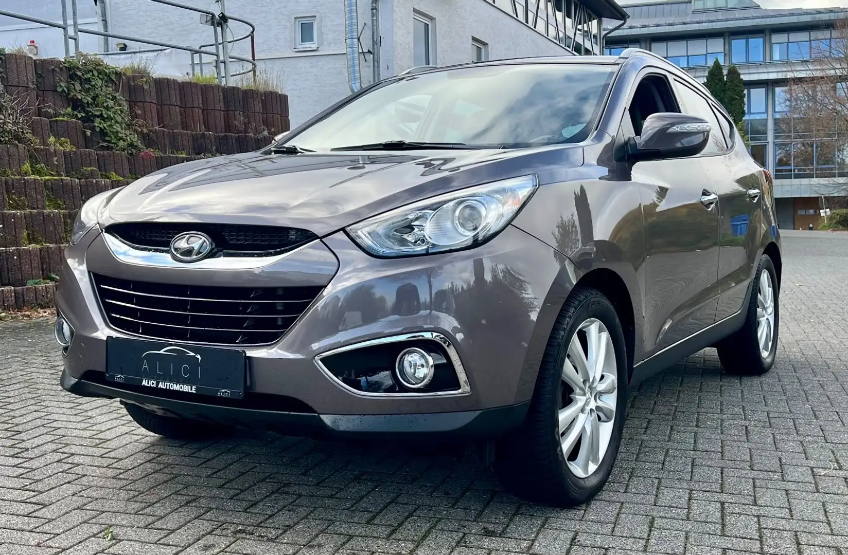 Hyundai iX35 Premium AWD *KAM* NAV Brun - 1