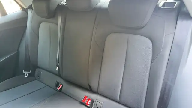 Audi Q2 view 9