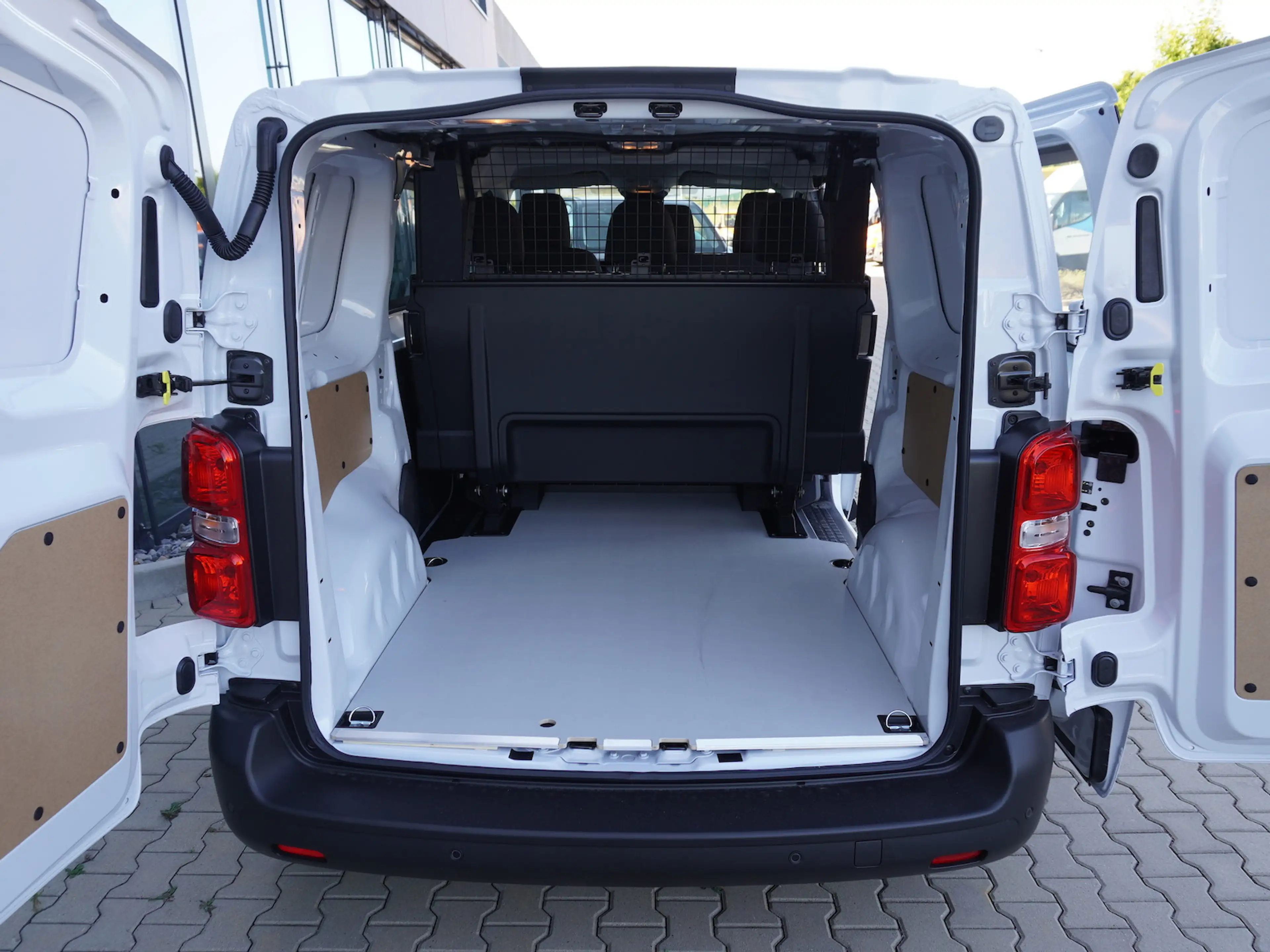 Fiat Scudo FlexCab L2 1.5 120 / 6-Sitzer — photo 5