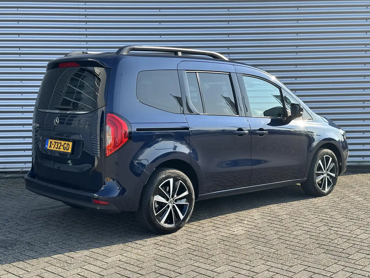 Mercedes-Benz EQT Tourer 200 L1 Advanced Plus 289km wltp Niebieski - 2