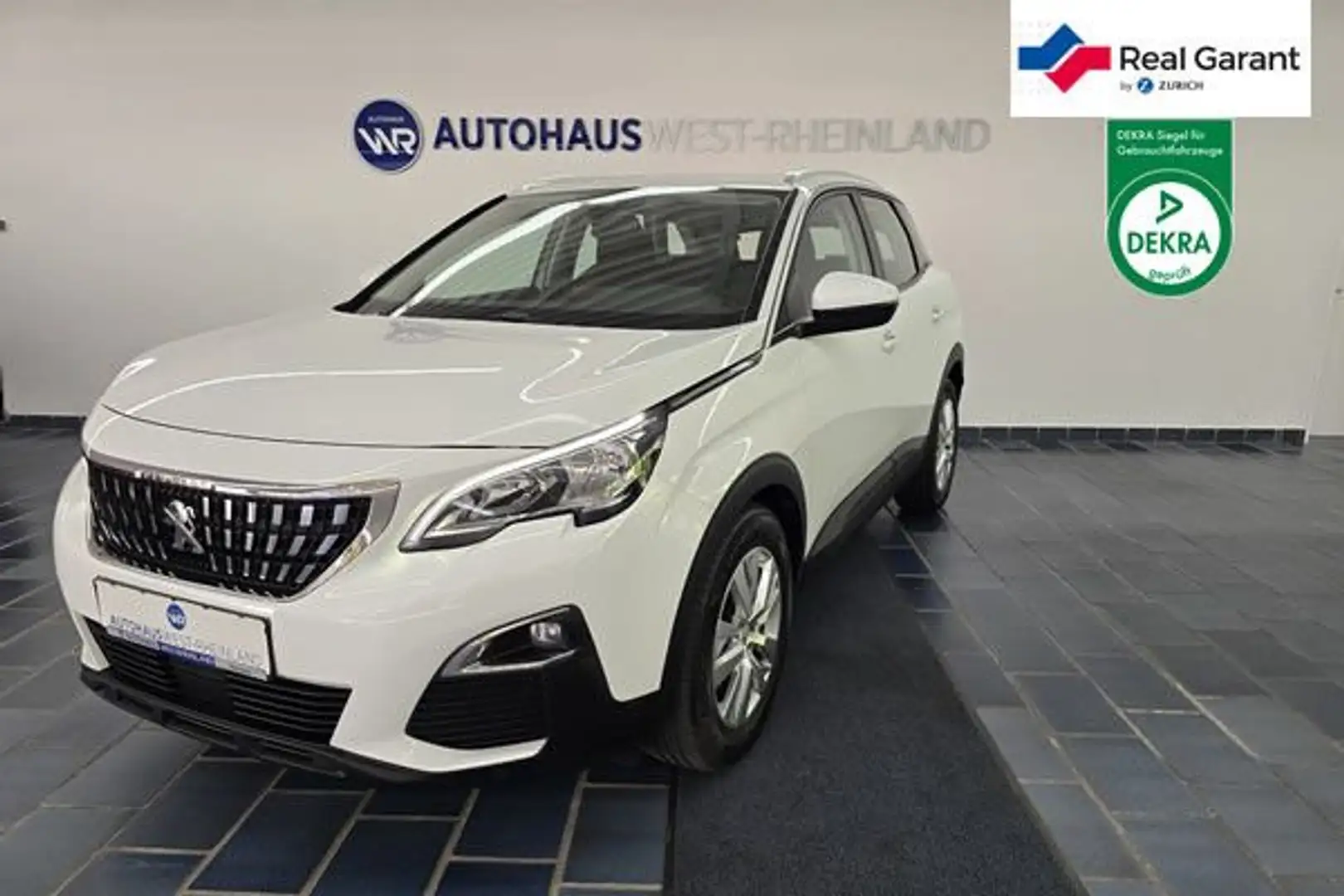 Peugeot 3008 Active 1,2 Ltr-96 kW*RFK*AHK*NAVI*KLIMA*SH* Blanco - 1