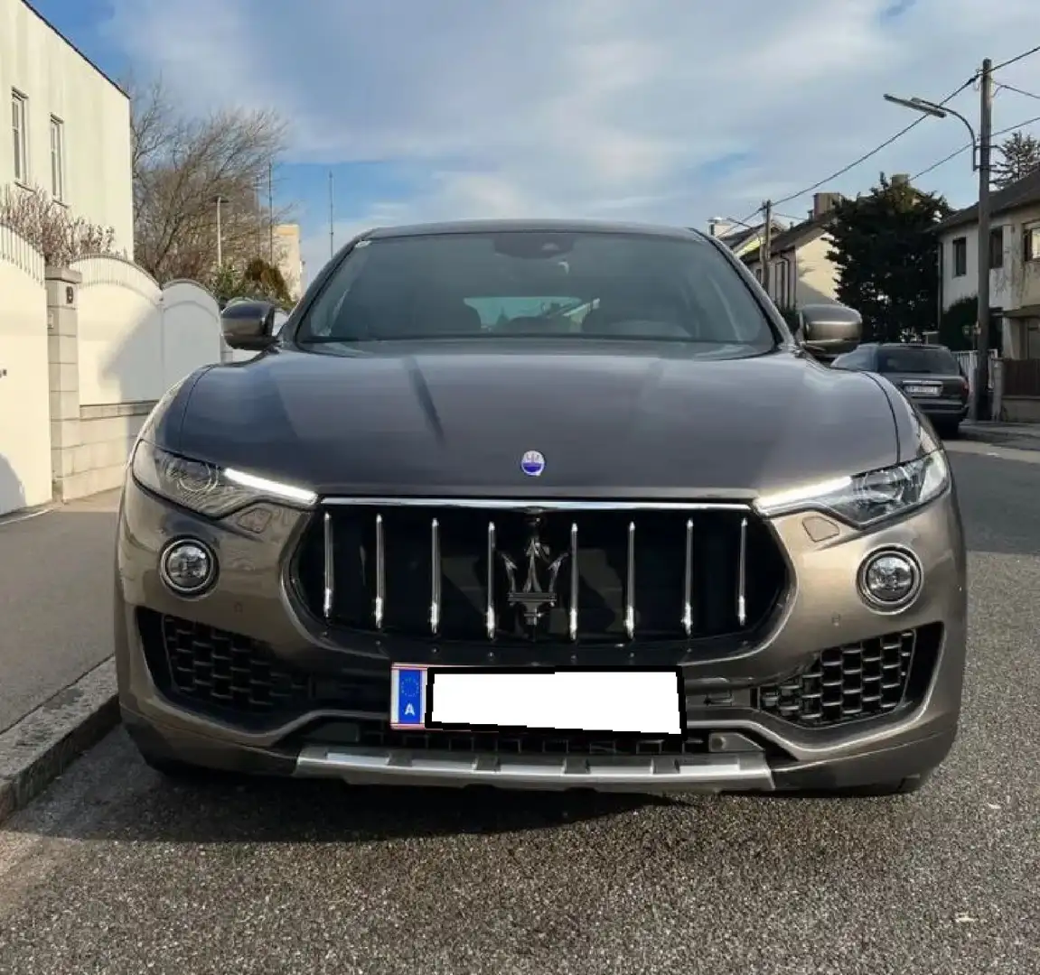Maserati Levante Levante Diesel 3.0 V6 Turbo 275 Grau - 1