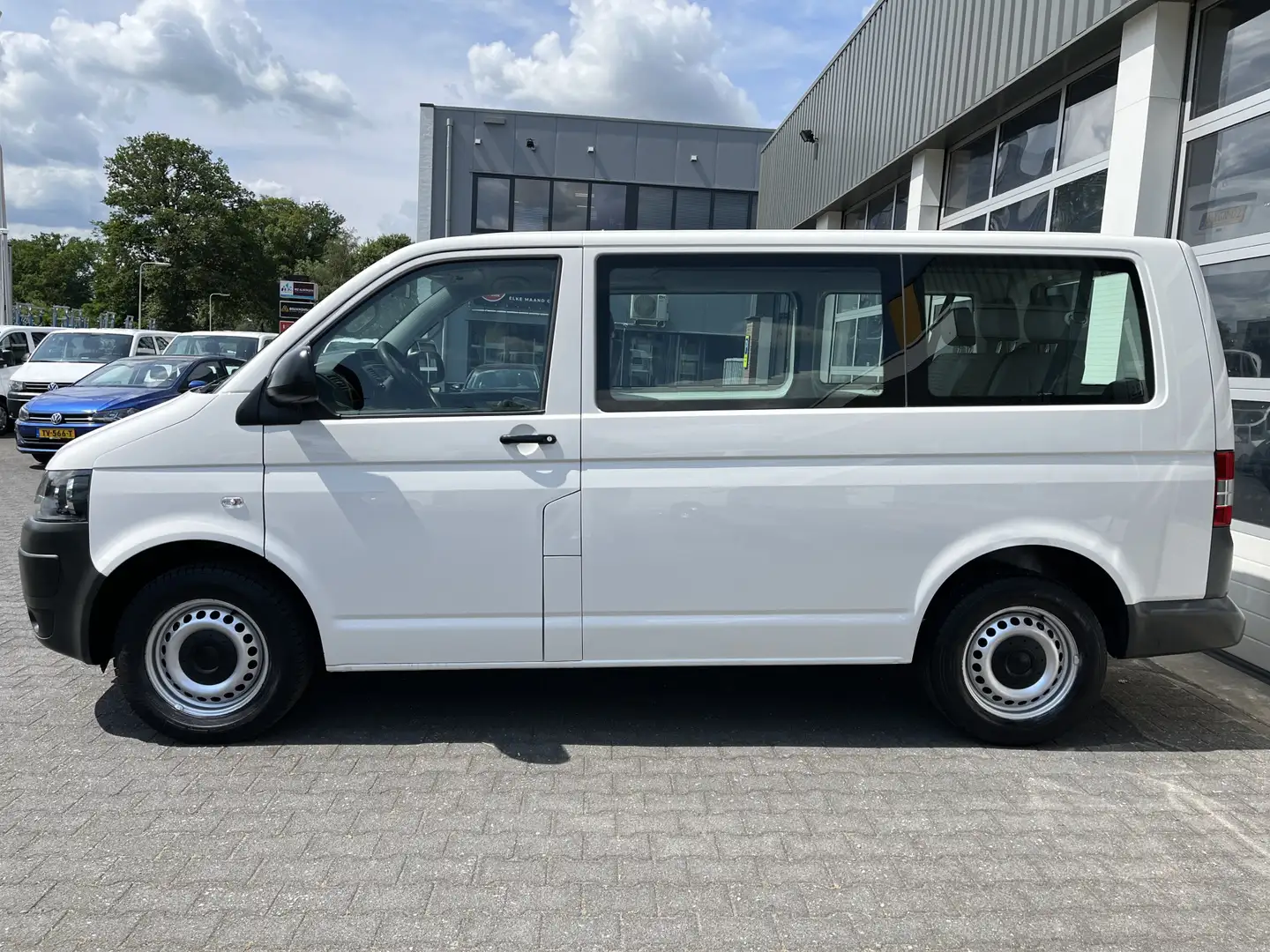 Volkswagen 2.0 TDI 140 PK DSG L1H1 BM BTW en BPM vrij Airco C Alb - 2