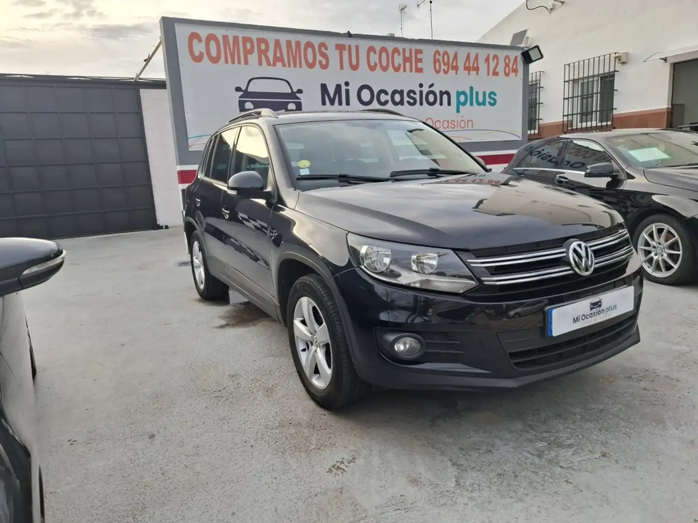 Volkswagen Tiguan 2.0TDI BMT Cross 4x2 110 Negro - 2
