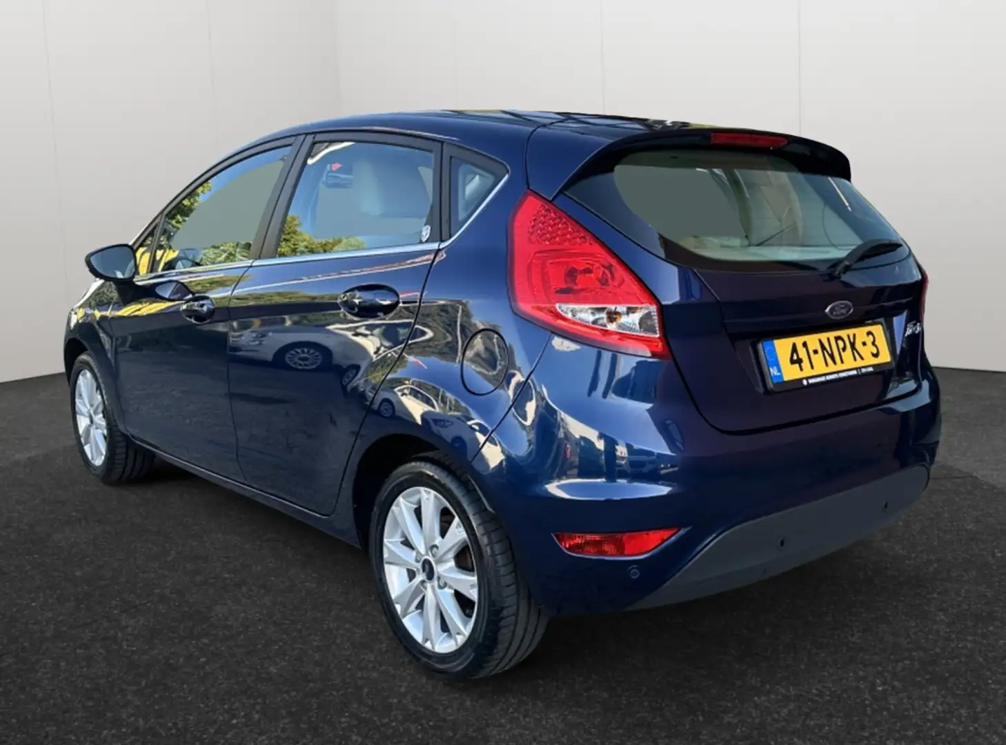 Ford Fiesta 1.25 Ghia 82Pk 1e eigenaar slechts 37.718 Forddeal Blauw - 2