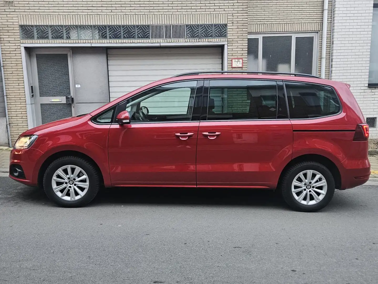 SEAT Alhambra 2.0 TDI 4Motion BlueMotion 7 plaats / Euro 6d - 2