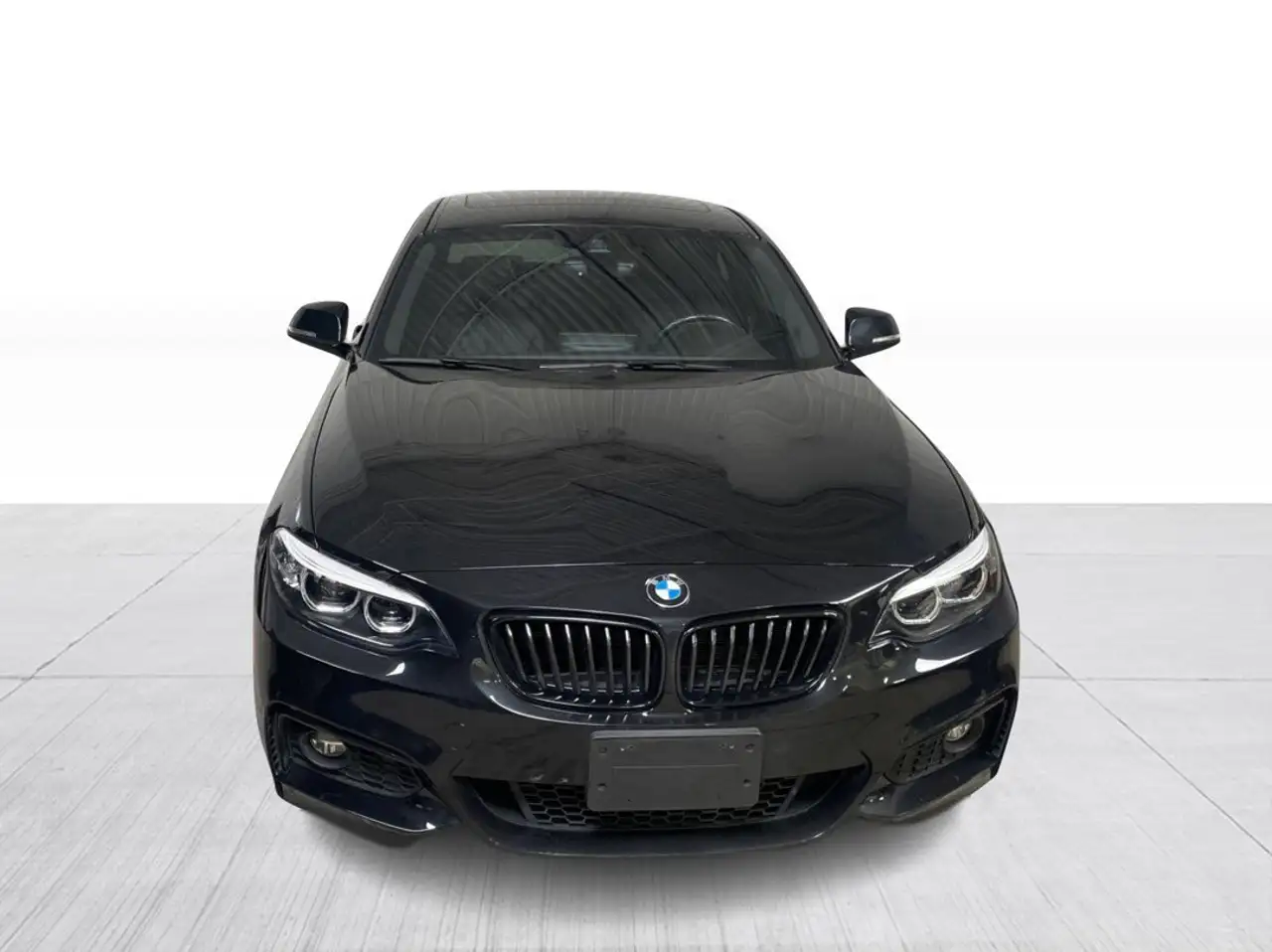 BMW 2 Series снимка BMW 2 Series