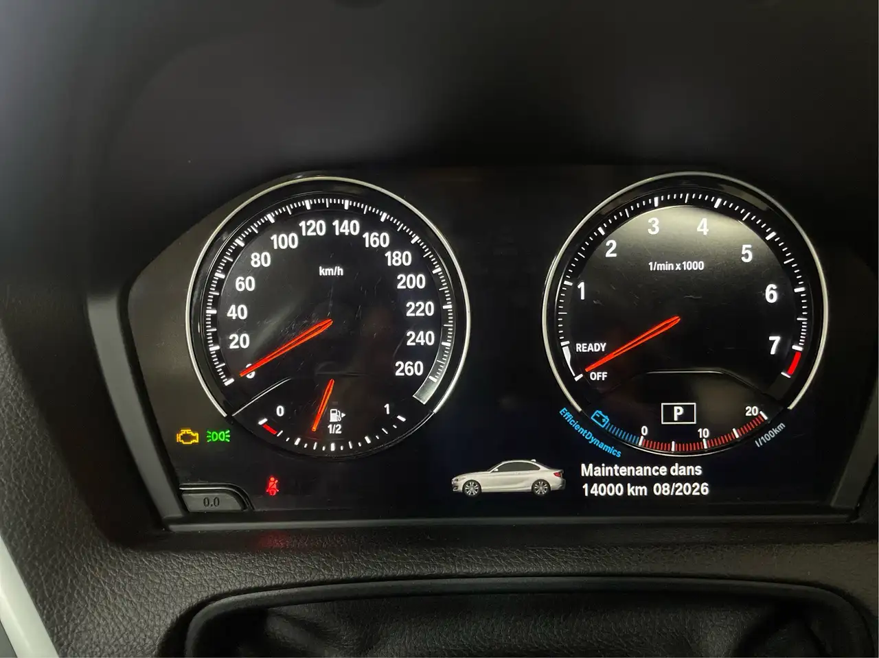 BMW 2 Series снимка BMW 2 Series