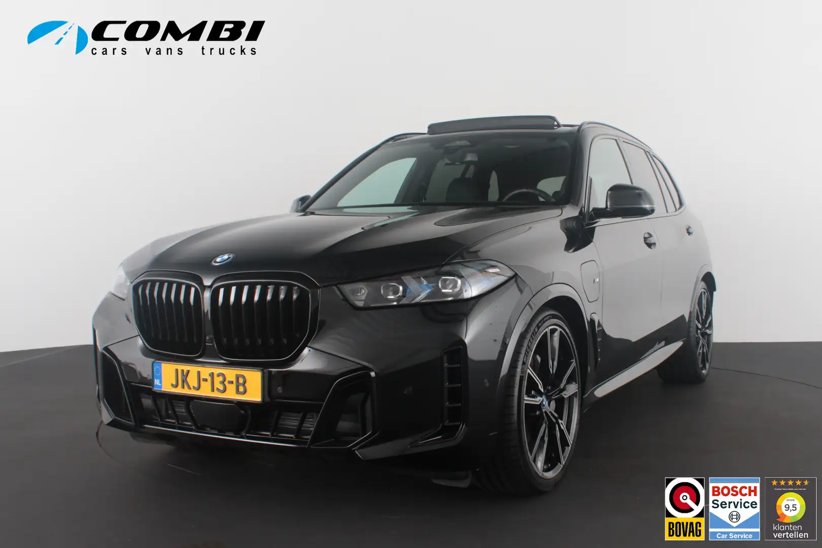BMW X5 xDrive50e 490pk Innovatie-pakket/Trekhaak/Travel Negro - 1