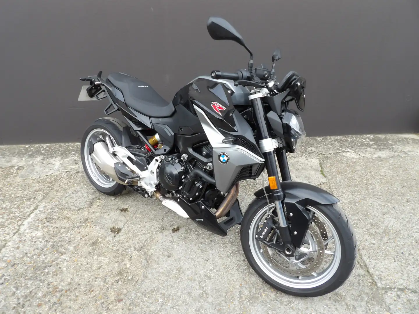 BMW F 900 R Noir - 1