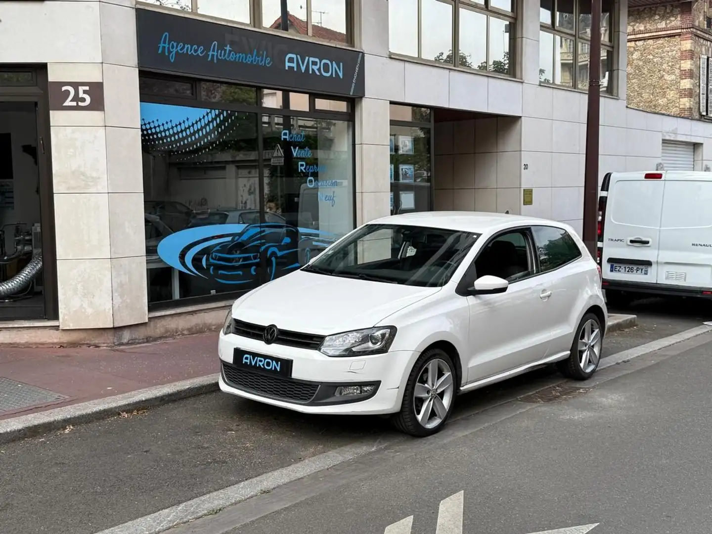 Volkswagen Polo 1.6 TDI 90 FAP TRENDLINE 3P Blanc - 1