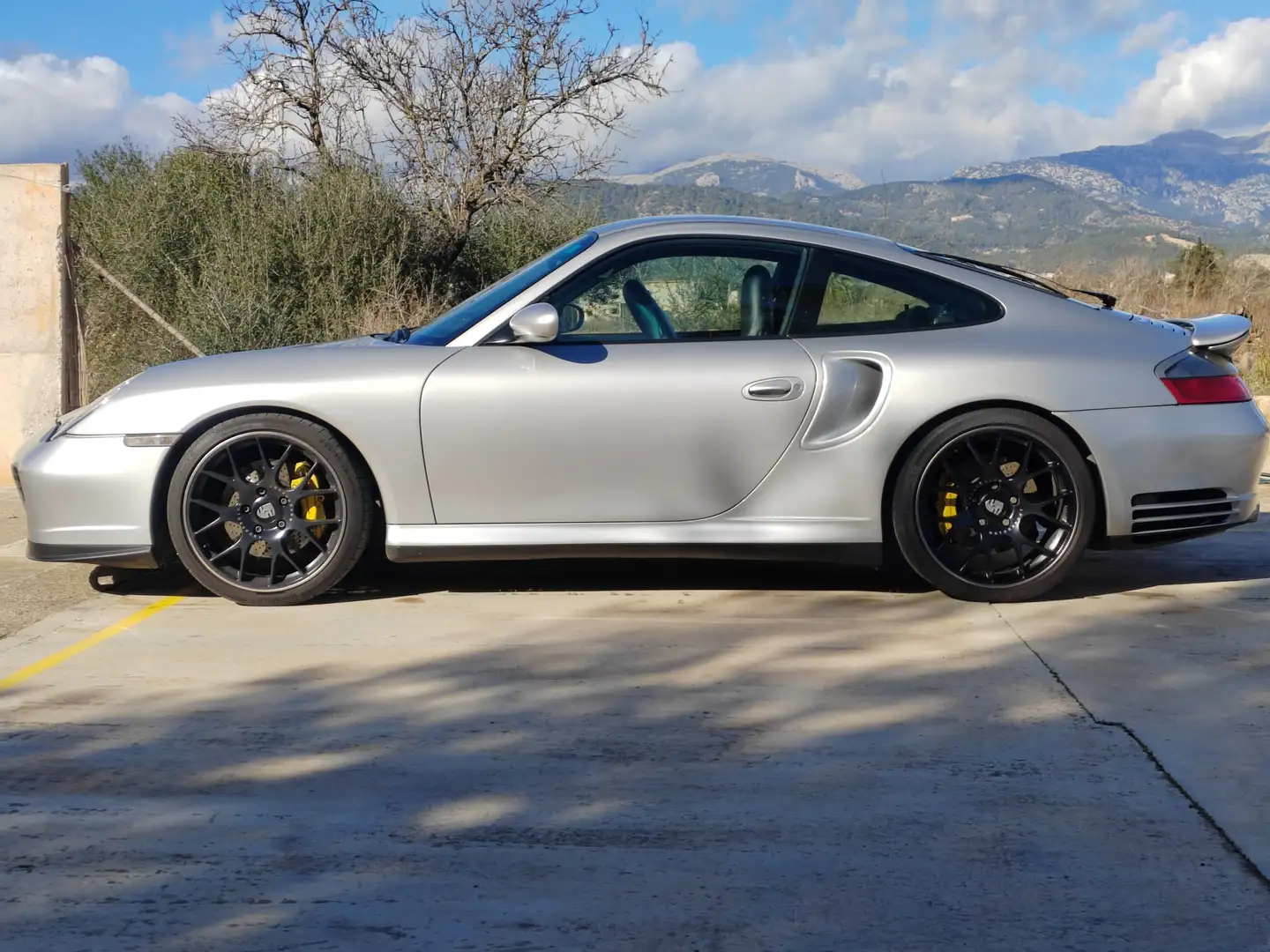 Porsche 911 Turbo srebrna - 1