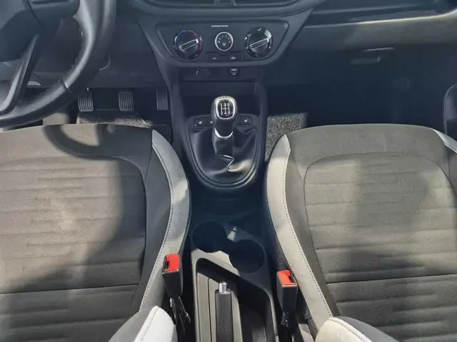 Hyundai I10 view 12