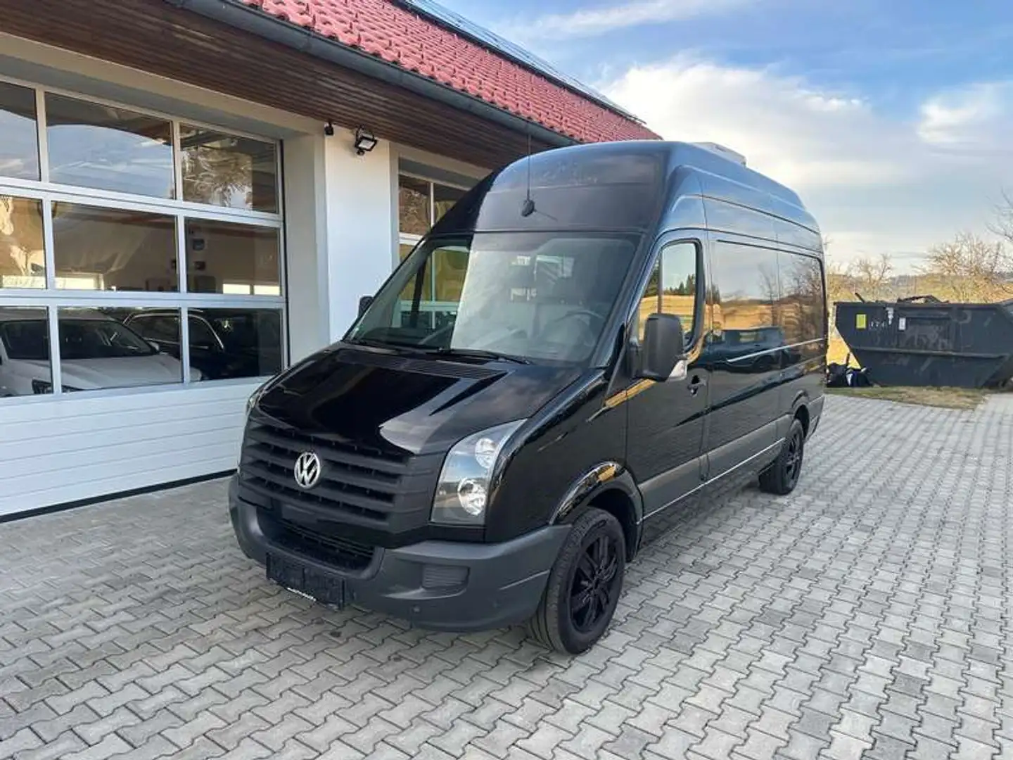 Volkswagen Crafter 35 kurz L1H2 Hochdach *Klima*Ausbau*Standheizung* Schwarz - 1
