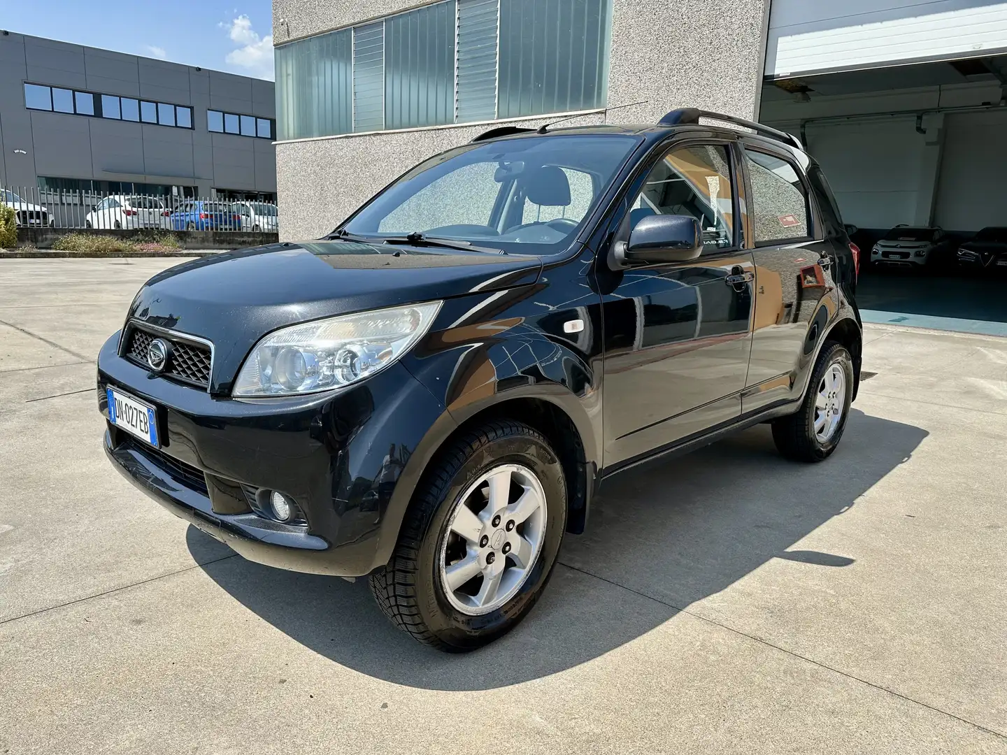 Daihatsu Terios 1.5 SX 100th Anniversary - 2