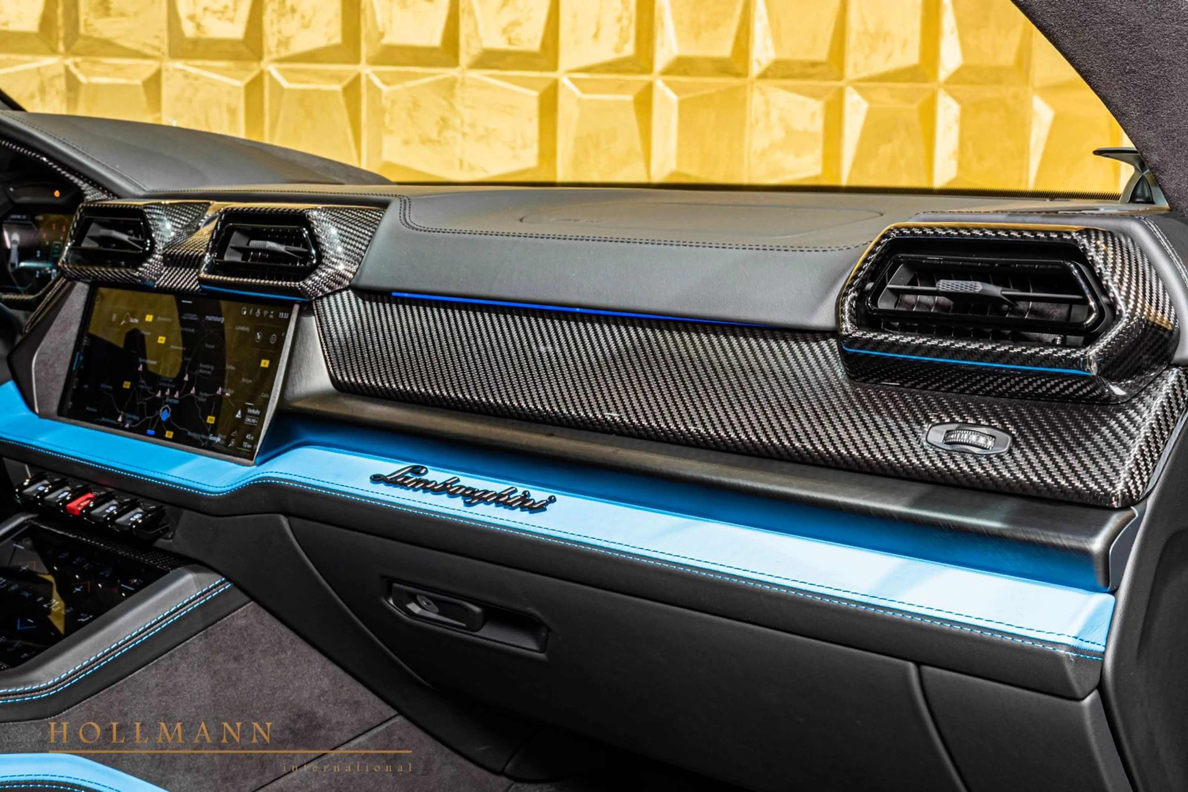 Lamborghini Urus SE + B&O + BIG CARBON PACK + PANO + — photo 14