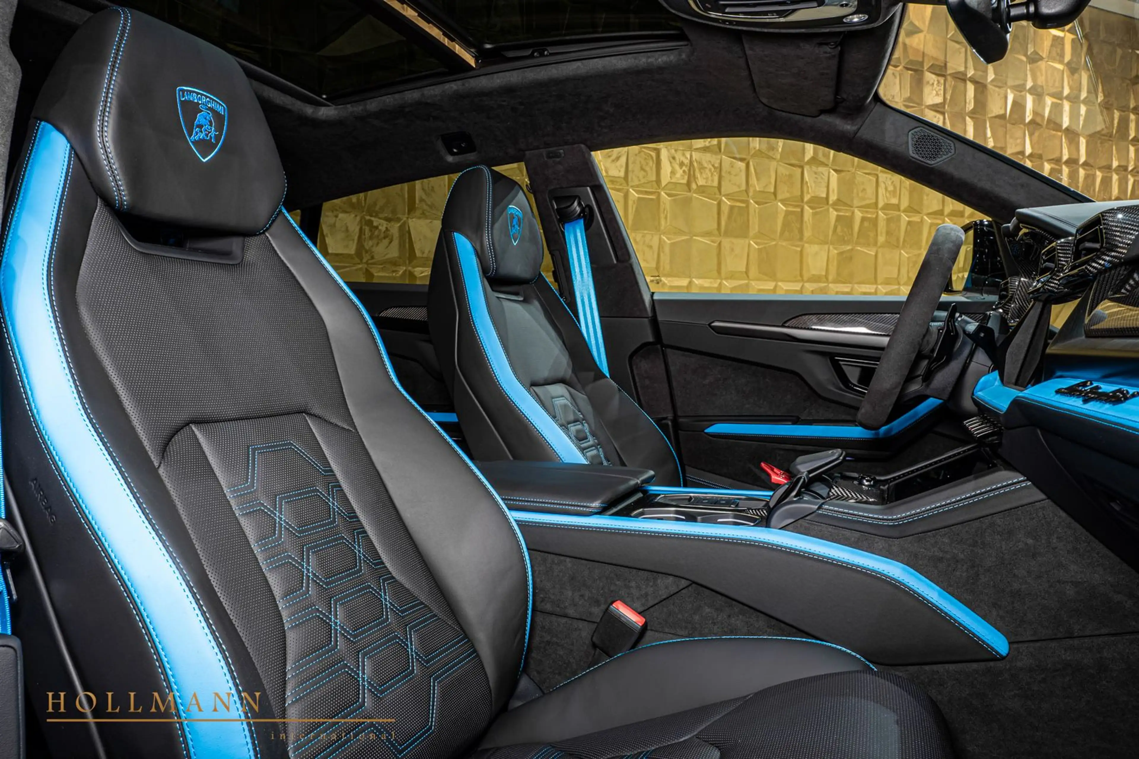 Lamborghini Urus SE + B&O + BIG CARBON PACK + PANO + — photo 9