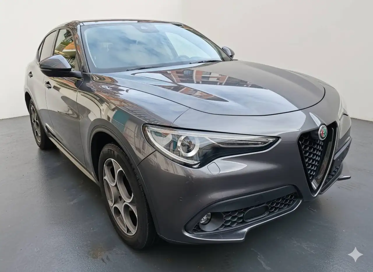 Alfa Romeo Stelvio 2021