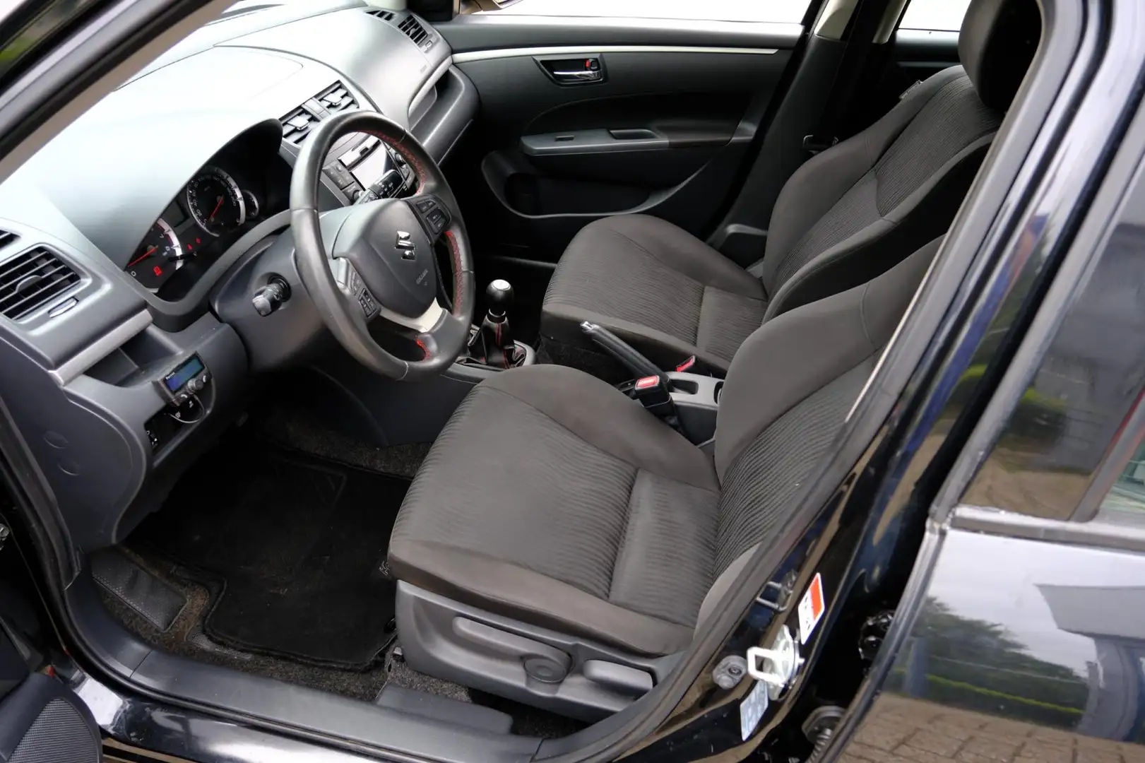 Suzuki Swift 1.2 Bandit EASSS Airco|LMV|1e Eigenaar! Black - 2