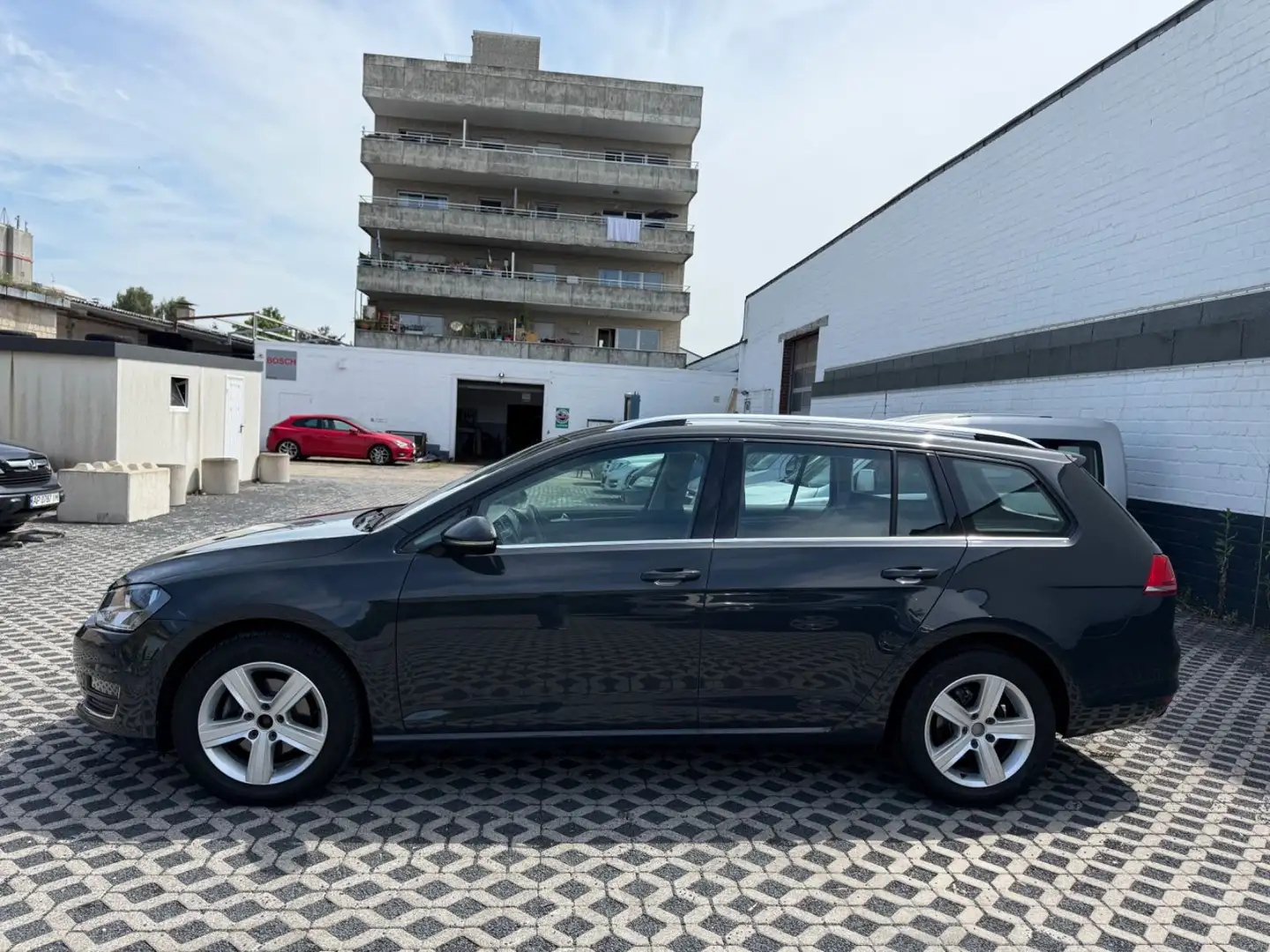 Volkswagen Golf VII 1.6 TDI DSG BMT Variant Gris - 2
