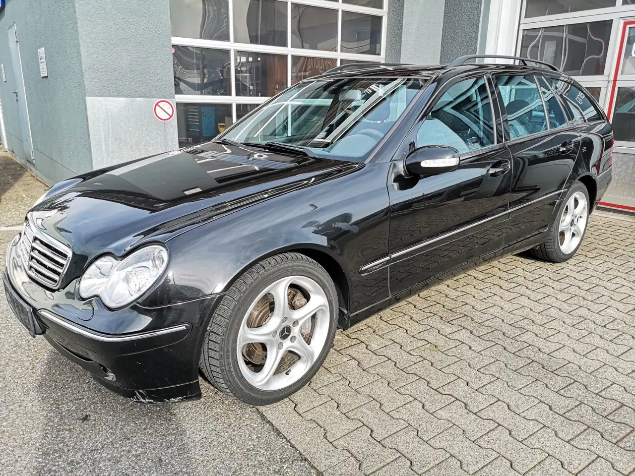 Mercedes-Benz C 220
