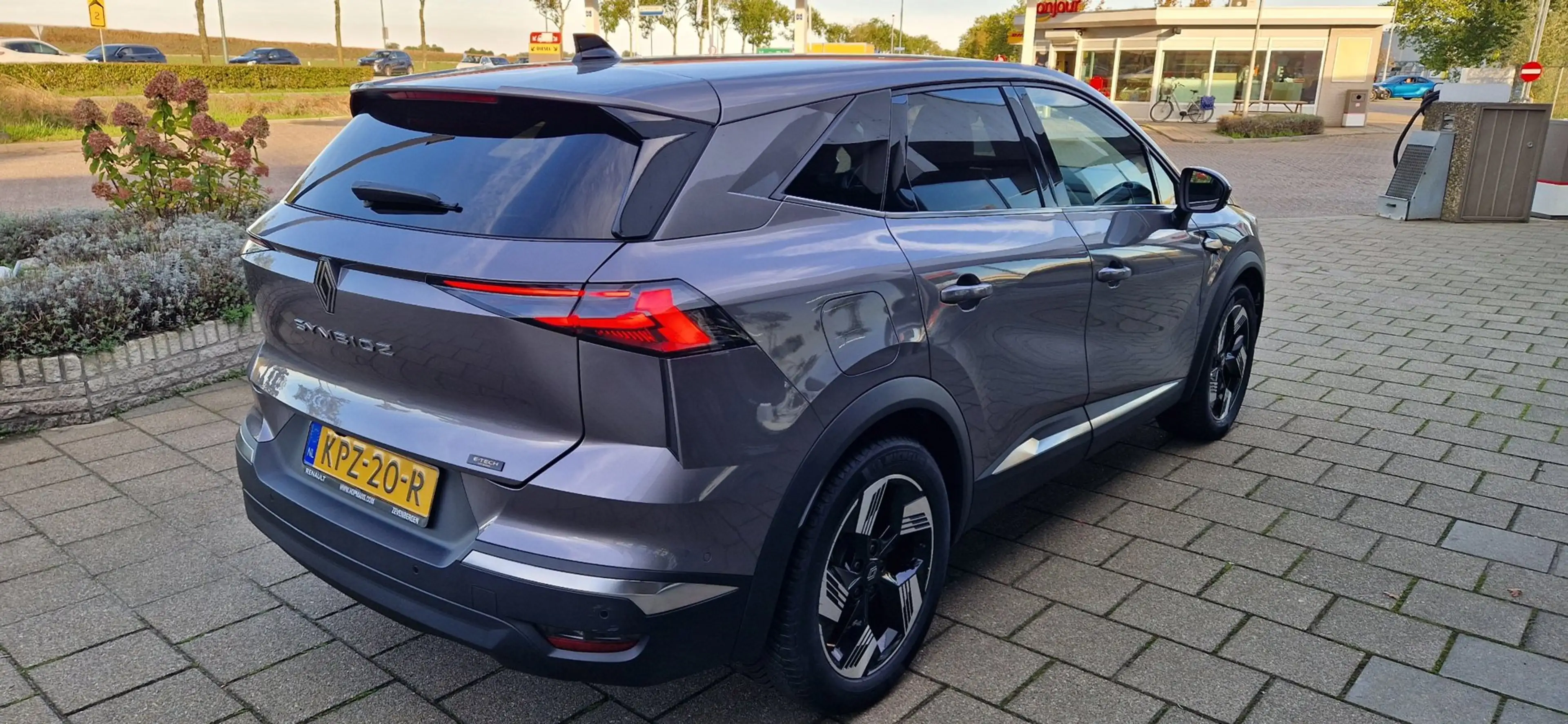 Renault Symbioz 1.6 E-Tech full hybrid 145 techno — photo 5