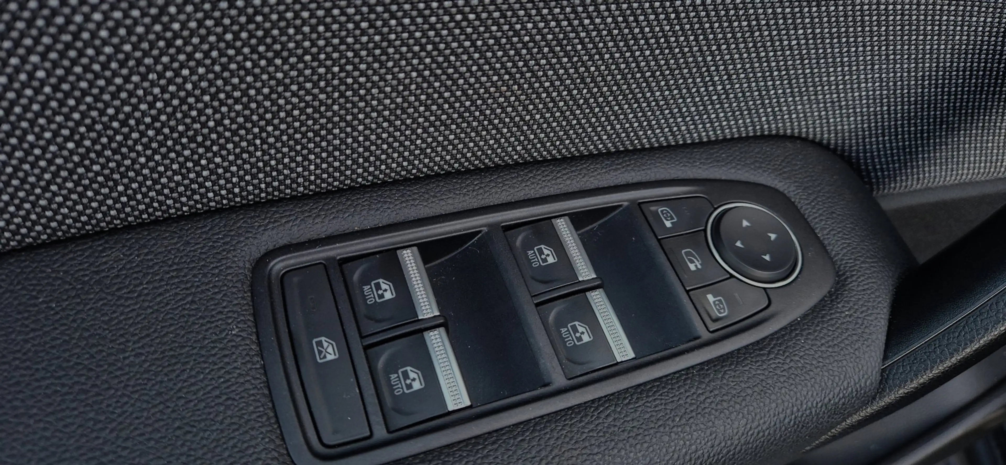 Renault Symbioz 1.6 E-Tech full hybrid 145 techno — photo 11