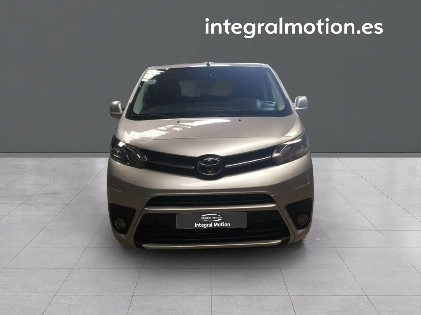 Toyota Proace 1.5 Gris - 2