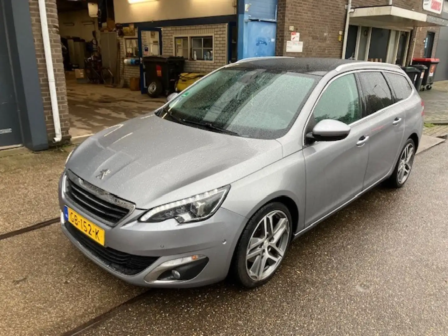 Peugeot 308 1.6 THP ALLURE, 150 PK Grijs - 1