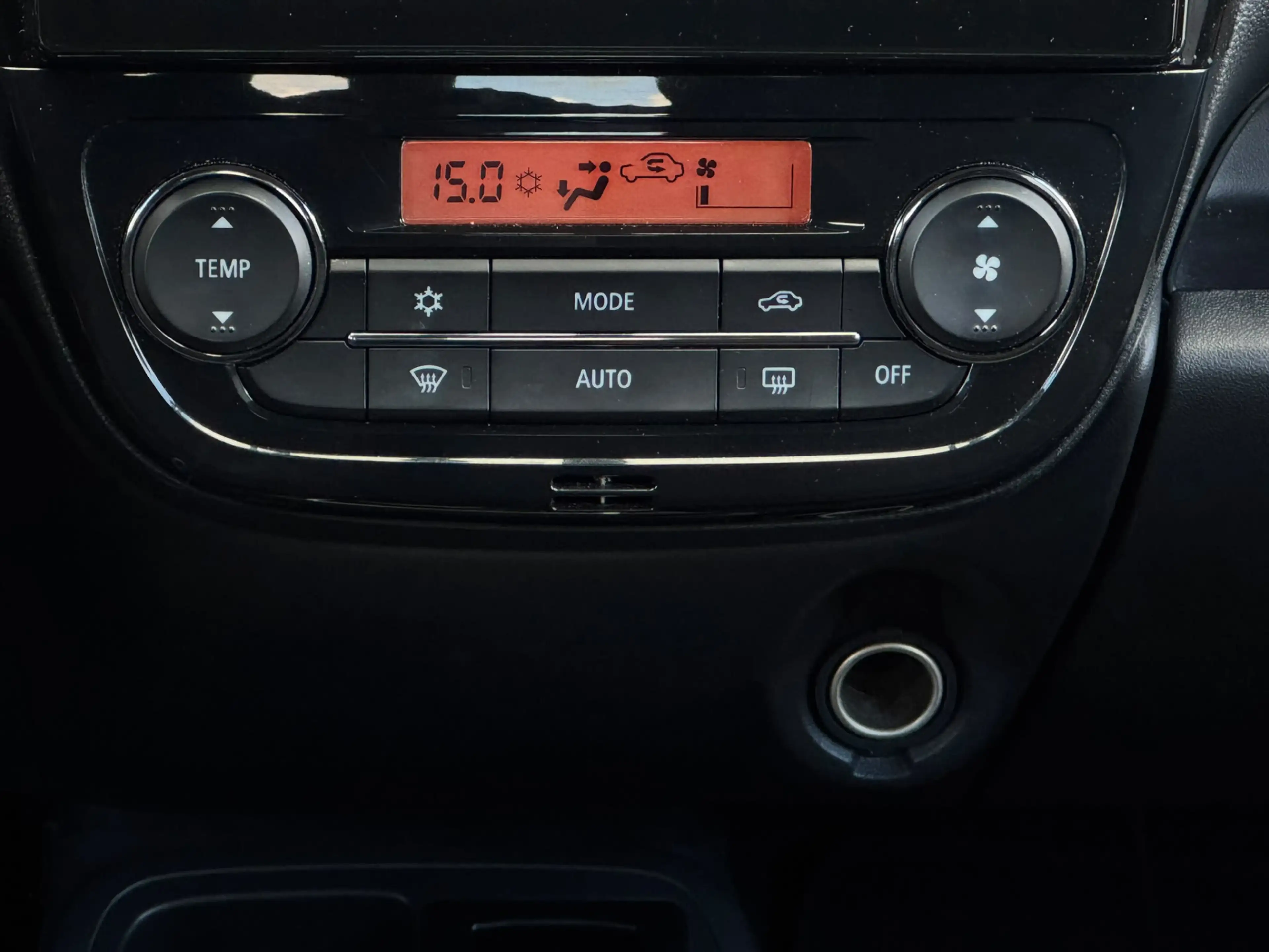 Mitsubishi Space Star 1.0 70PK Automaat Instyle Camera Apple-Carplay Key — photo 21