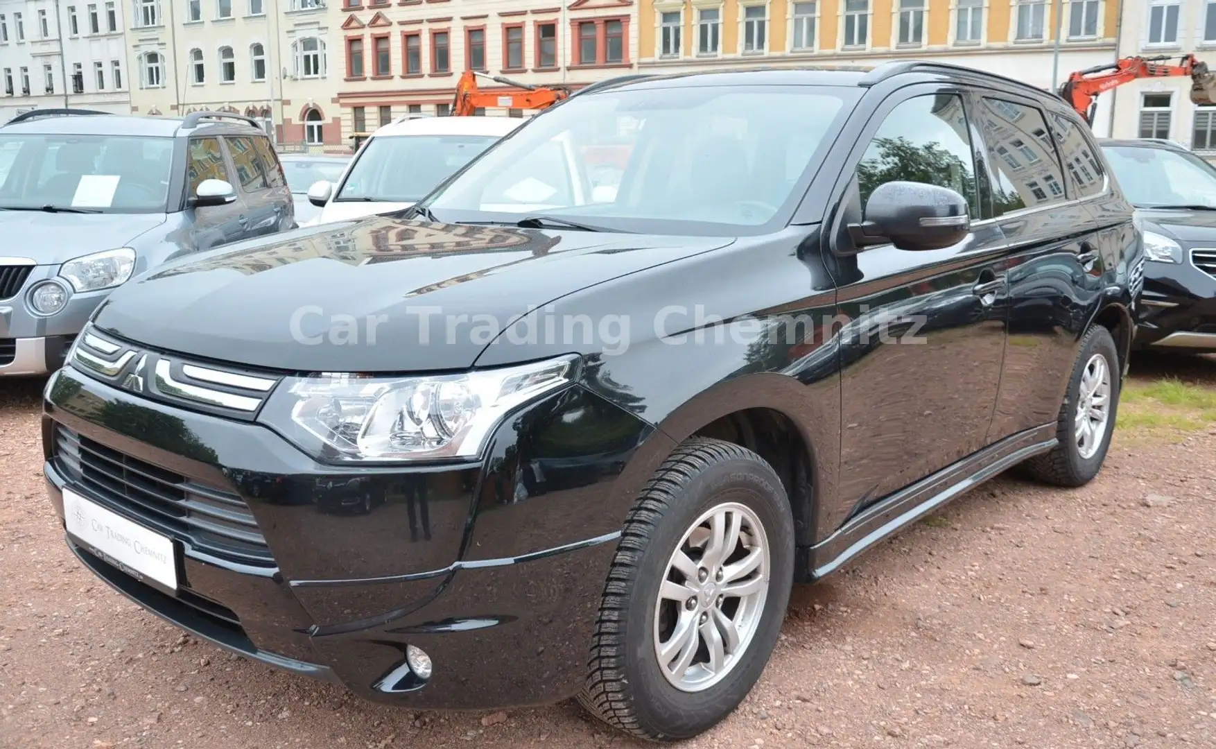 Mitsubishi Outlander ClearTec Invite 2WD Klimaautomatik AHK Negro - 1