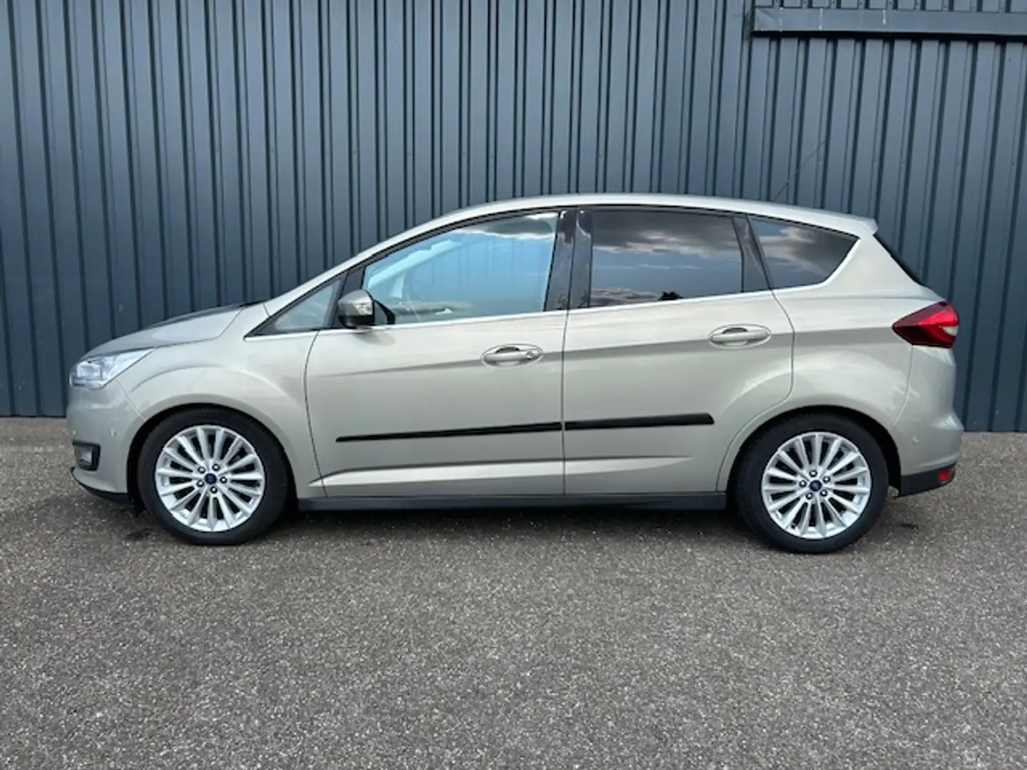 Ford C-Max 125pk Titanium | 24.000 KM | NL auto I Navigatie Gris - 2
