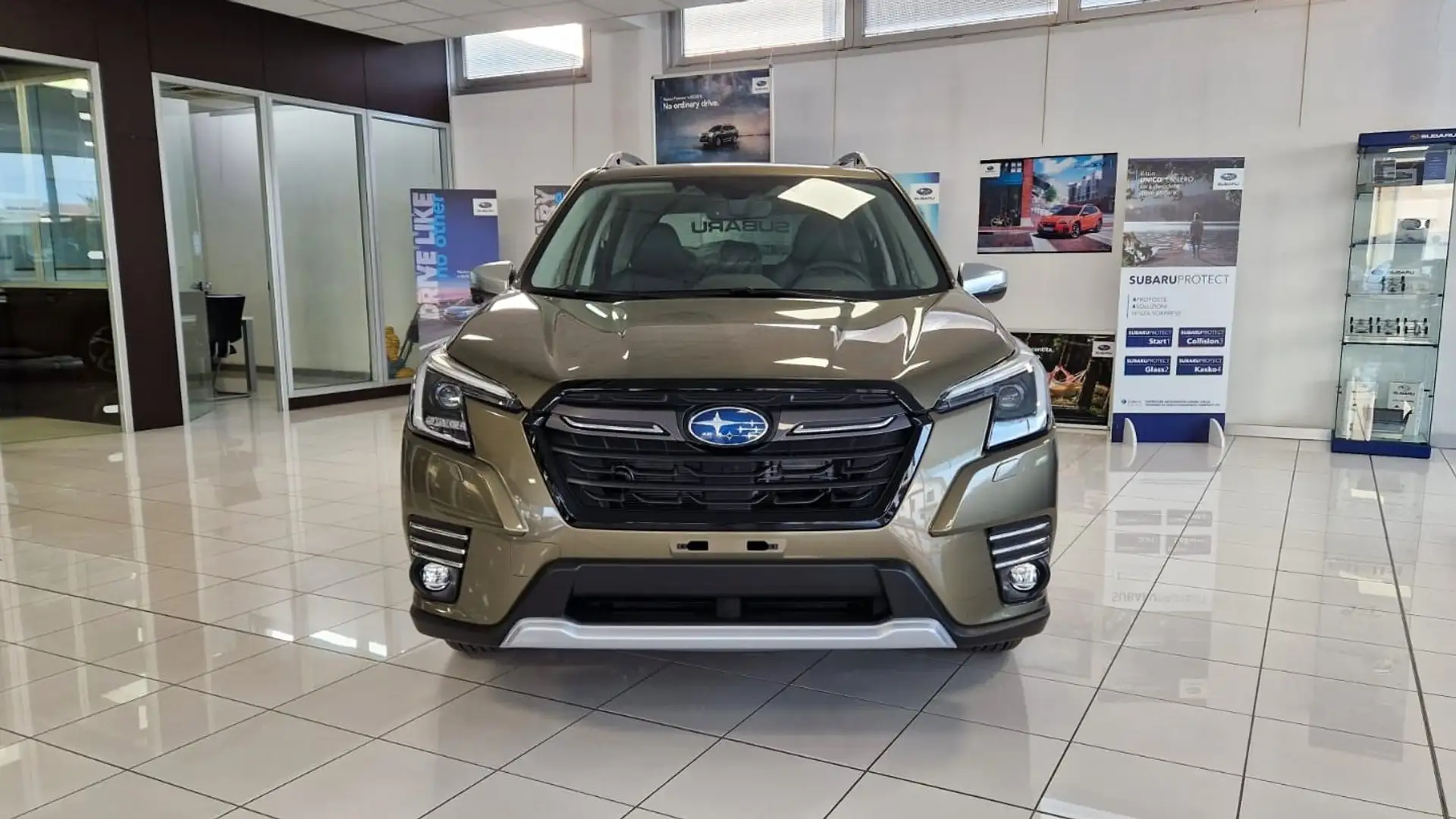 Subaru Forester 2.0i CVT e-boxer Premium Verde - 2