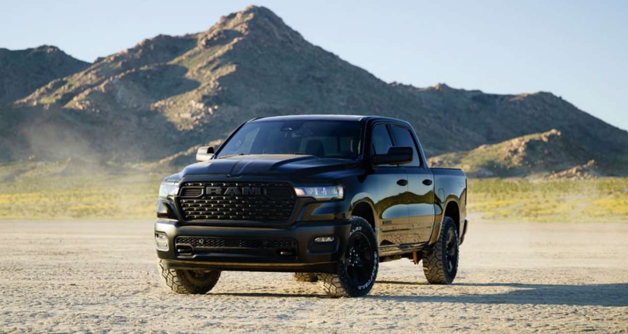 RAM 1500 RAM 2025 TRADESMAN NIGHT Crew Cab