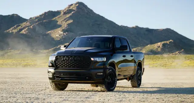 RAM 1500 RAM 2025 TRADESMAN NIGHT Crew Cab
