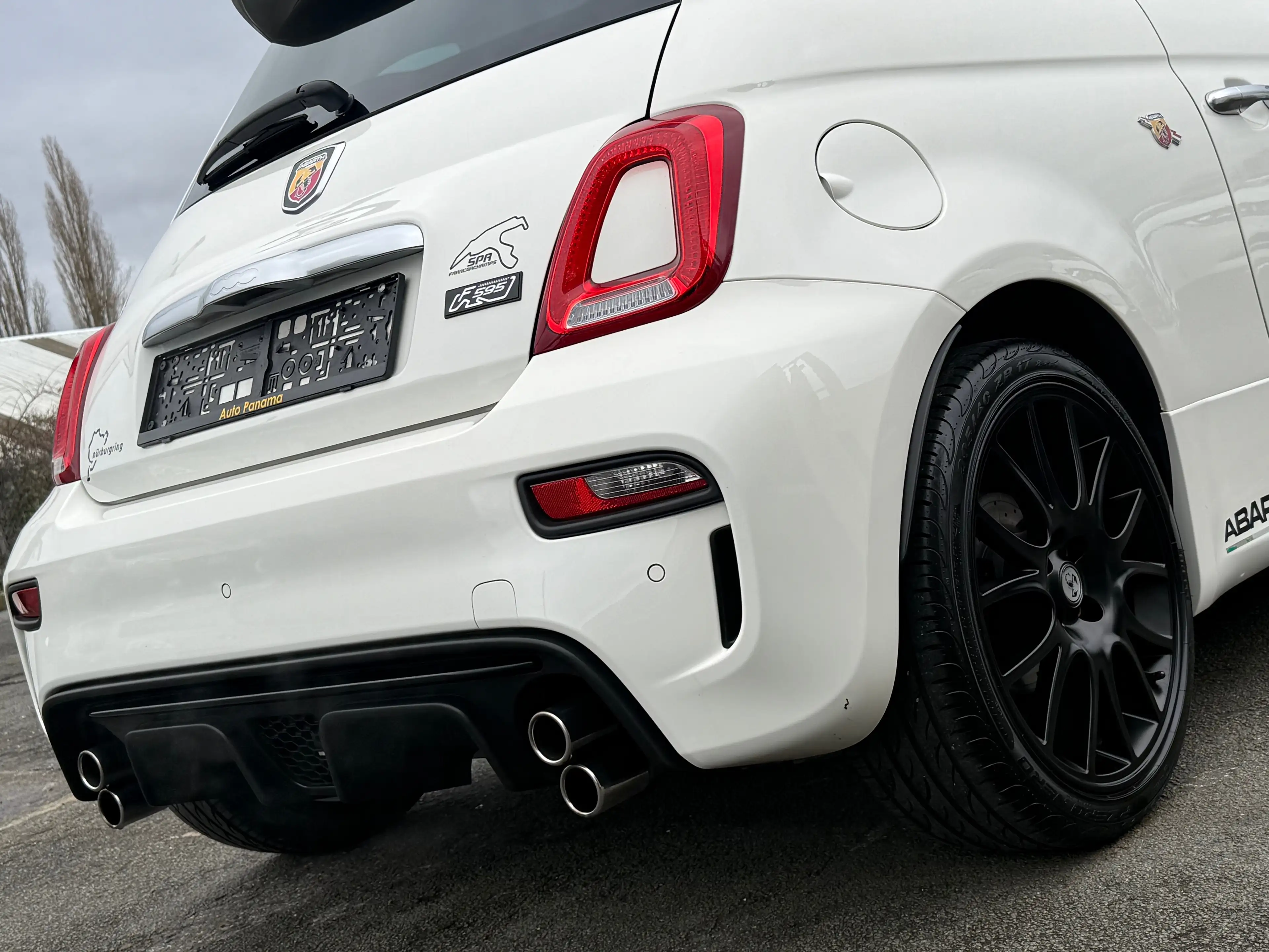 Abarth 595 Pista 1.4T.SPORT JA CLIM GPS ECHAPPEMENT MONZA TOIT PANO — photo 12
