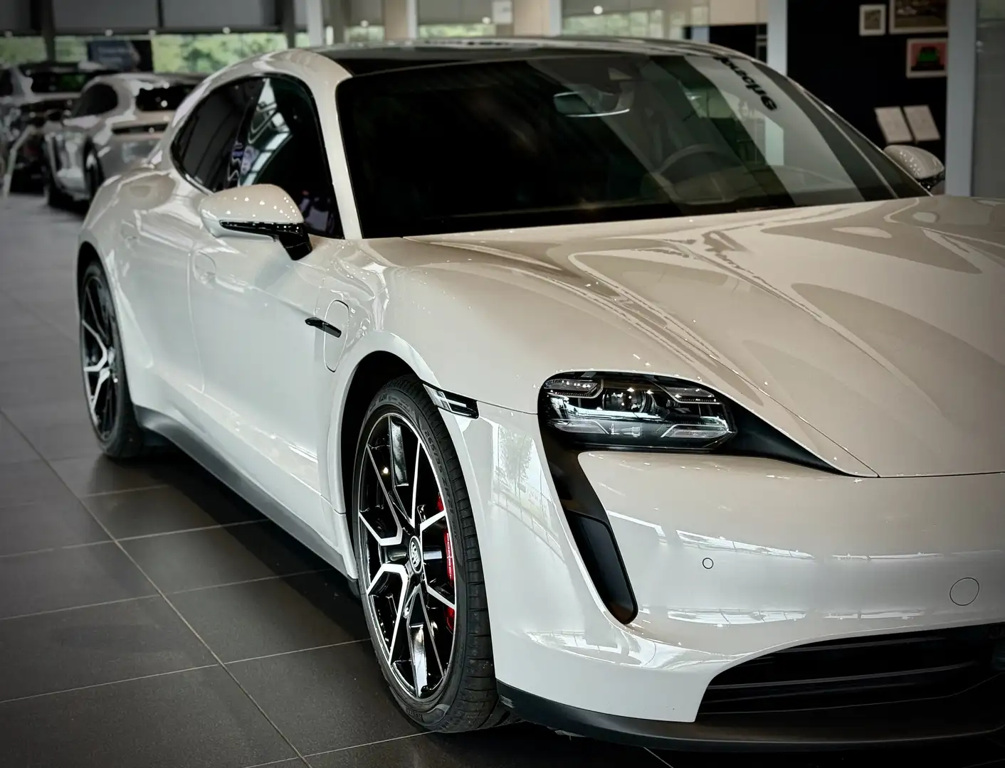 Porsche Taycan Taycan 4S Sport Turismo 93.4 KW Gris - 2