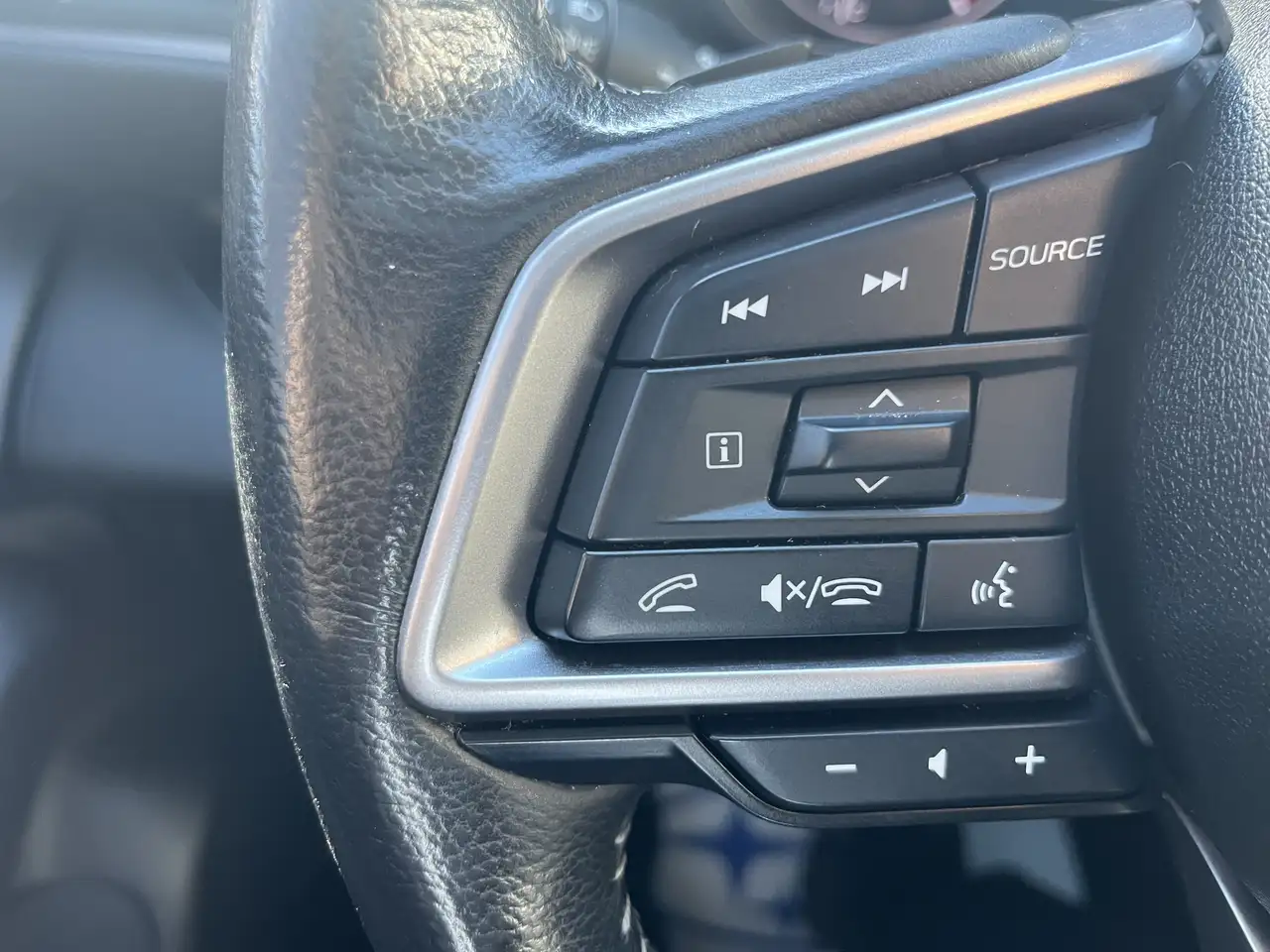 Subaru Ascent снимка Subaru Ascent