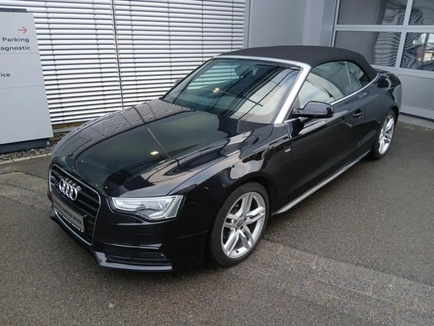 Audi A5 Cabrio 2.0 TDI quattro 6-Gang Noir - 1