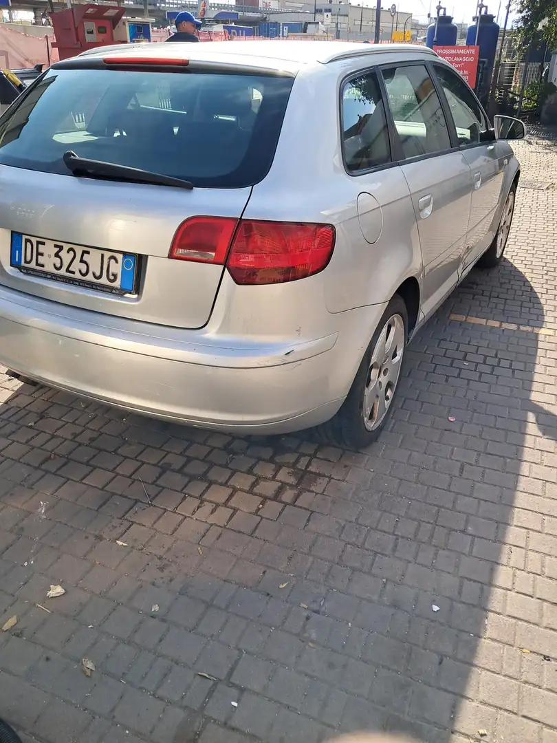 Audi A3 2.0 tdi Attraction quattro fap - 1